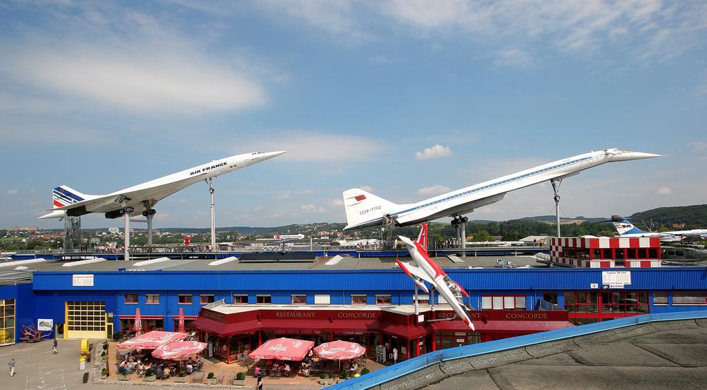 Hotel Leo Muehlhausen Εξωτερικό φωτογραφία
