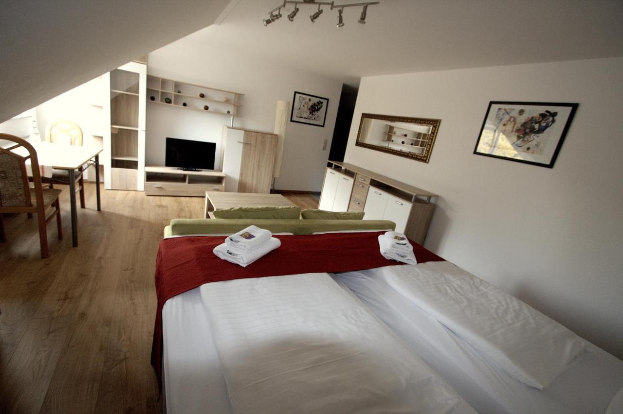 Hotel Leo Muehlhausen Εξωτερικό φωτογραφία