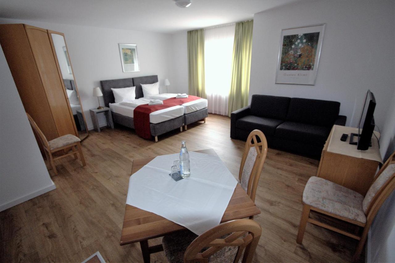 Hotel Leo Muehlhausen Εξωτερικό φωτογραφία
